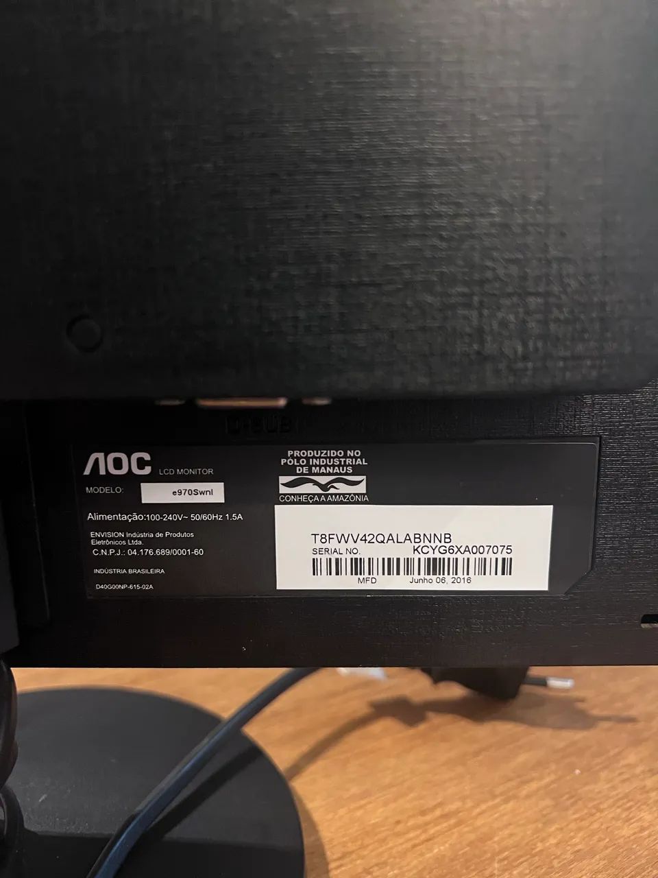 Monitor  AOC 18,5, HD, 60 Hz, entrada VGA - Foto 3
