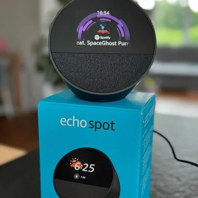 Echo Spot com Alexa | Smart Speaker com Tela! 