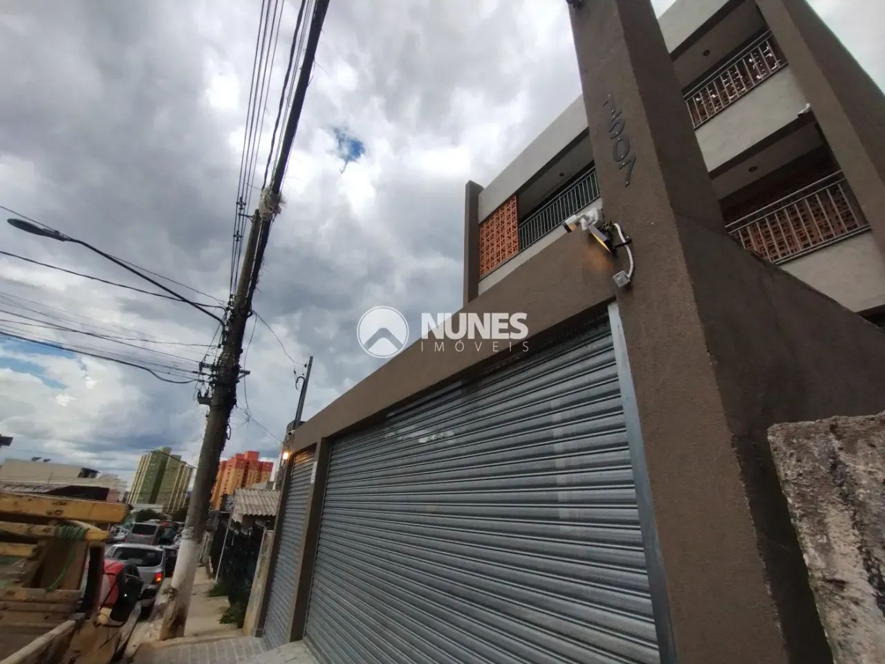 Prédio comercial com 270 m², com 4 salões livre e versátil, ideal para diferentes tipos de - Foto 2