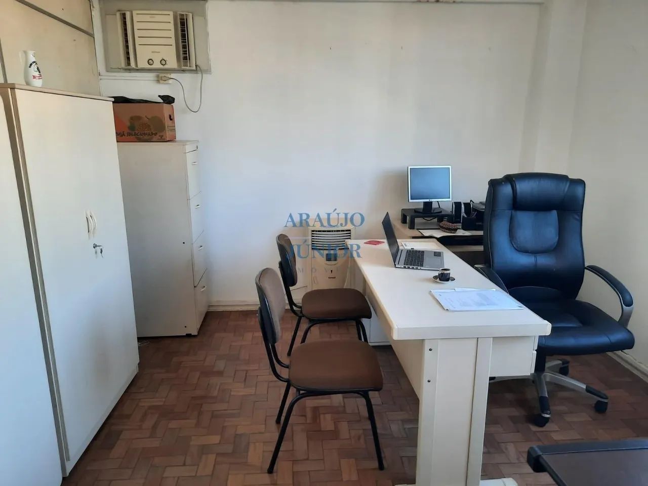 Sala comercial em ótima localização! - Foto 2