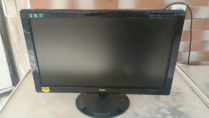 Monitor AOC 2036Va LCD 20 Polegadas com Defeito na Tela para Peças, Sucata ou Conserto DVI - Foto 4