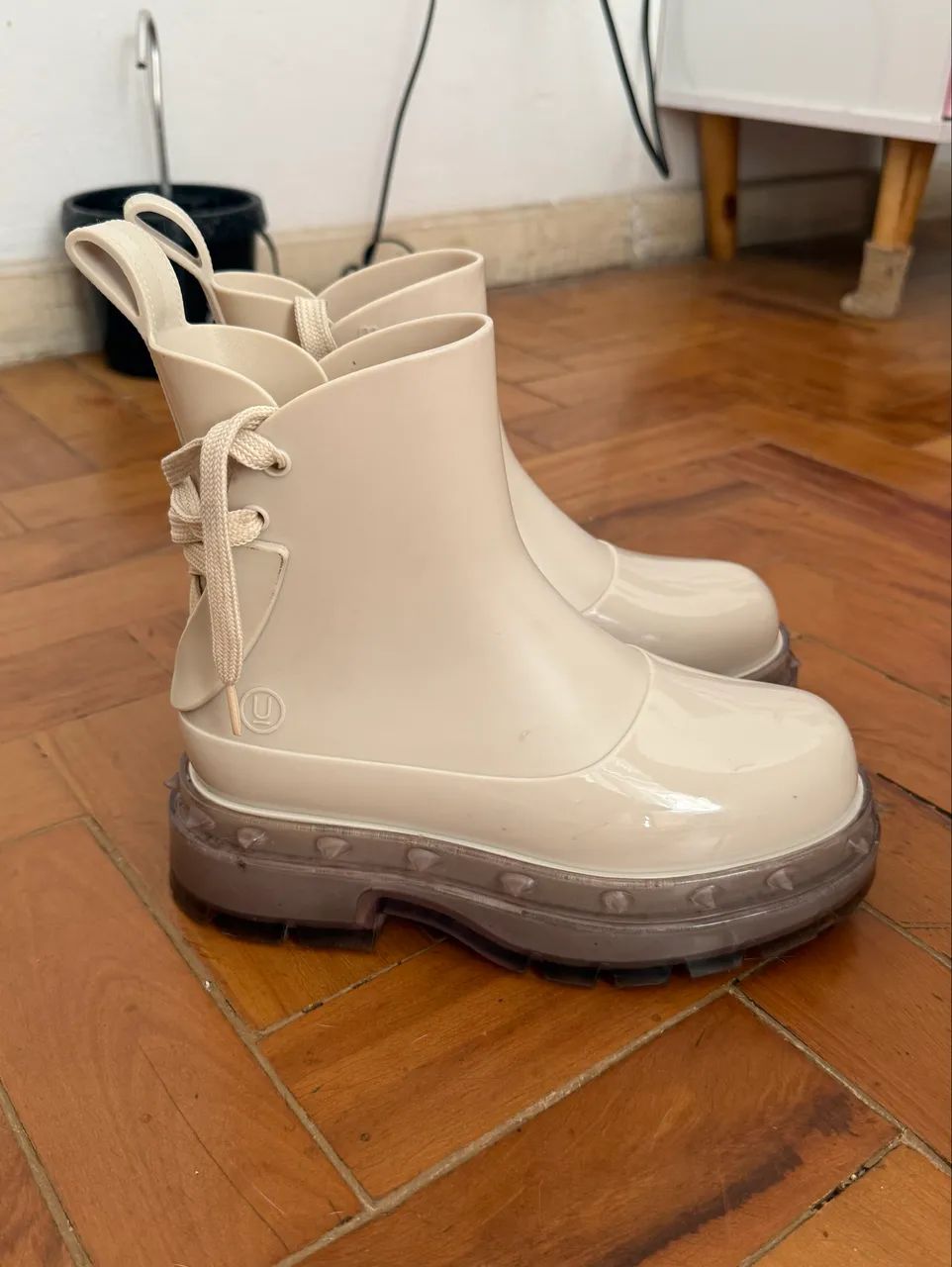 Bota melissa spikes + undercover