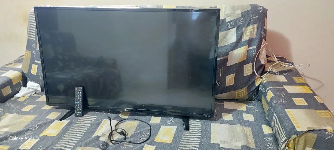 TV LG 43 POLEGADAS, MODELO 43UH6100, SMART TV, 4K UHD - Foto 2