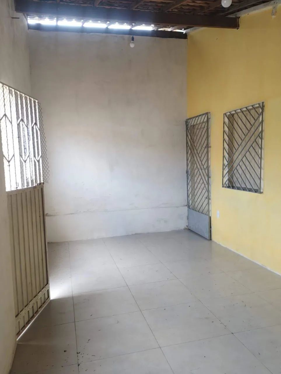 Casa à venda em rua pública, CENTRO, Salgado, SE