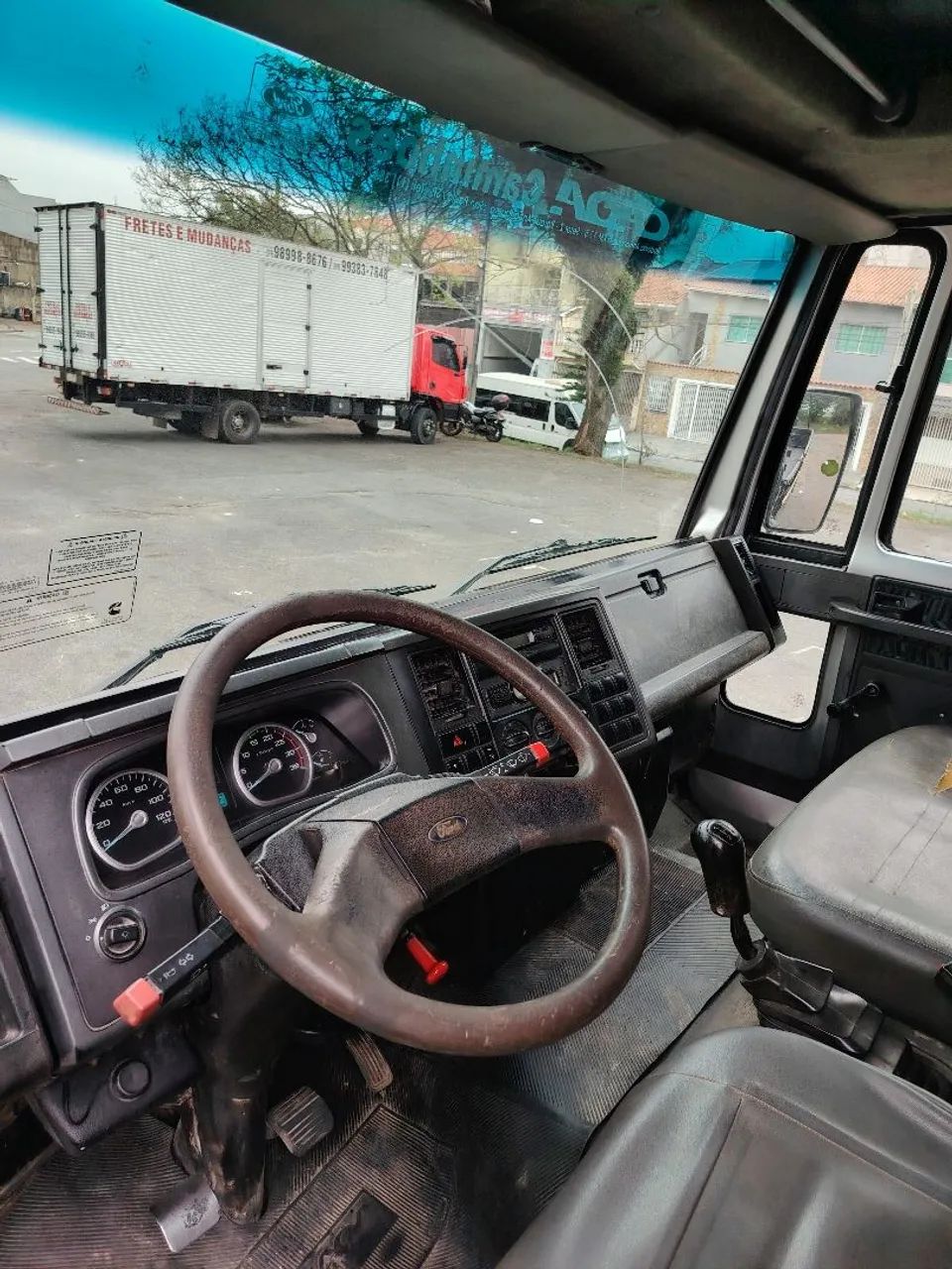 Ford Cargo único dono - Foto 2