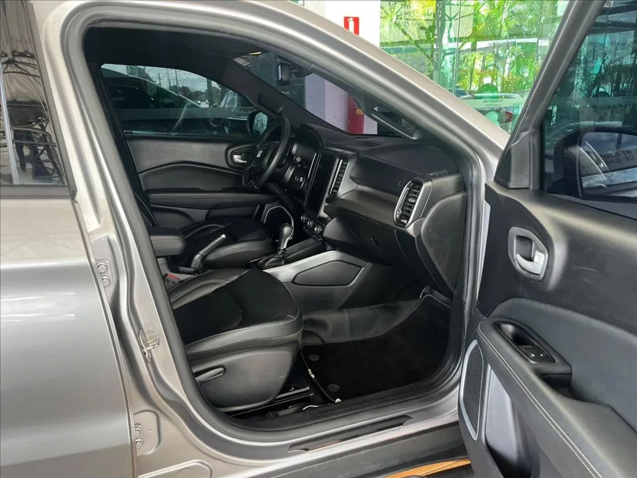 Fiat Toro Volcano 1.3 T270 4X2 Flex AUT 2023 - Foto 5