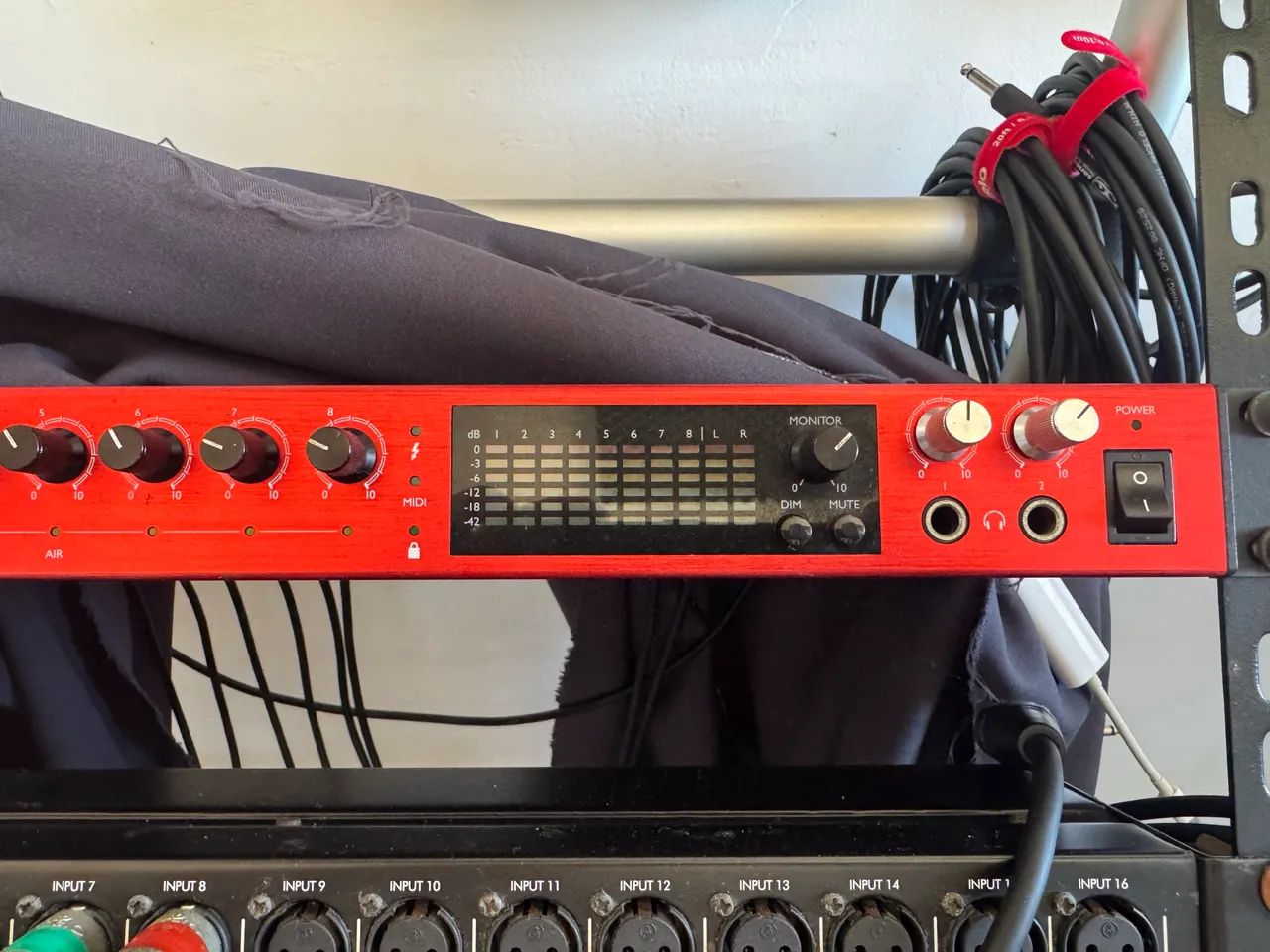 Placa de Áudio - Focusrite Clarett 8 pré - Foto 3