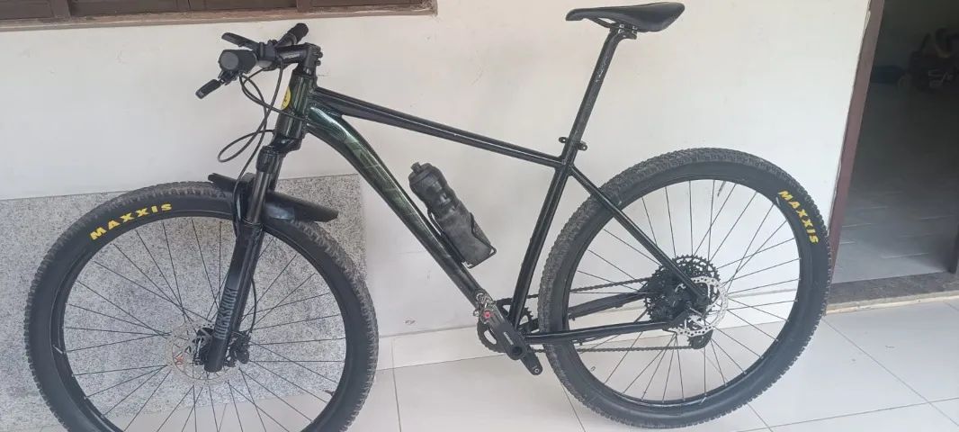 bicicleta Groove aro 29 freio shimano.