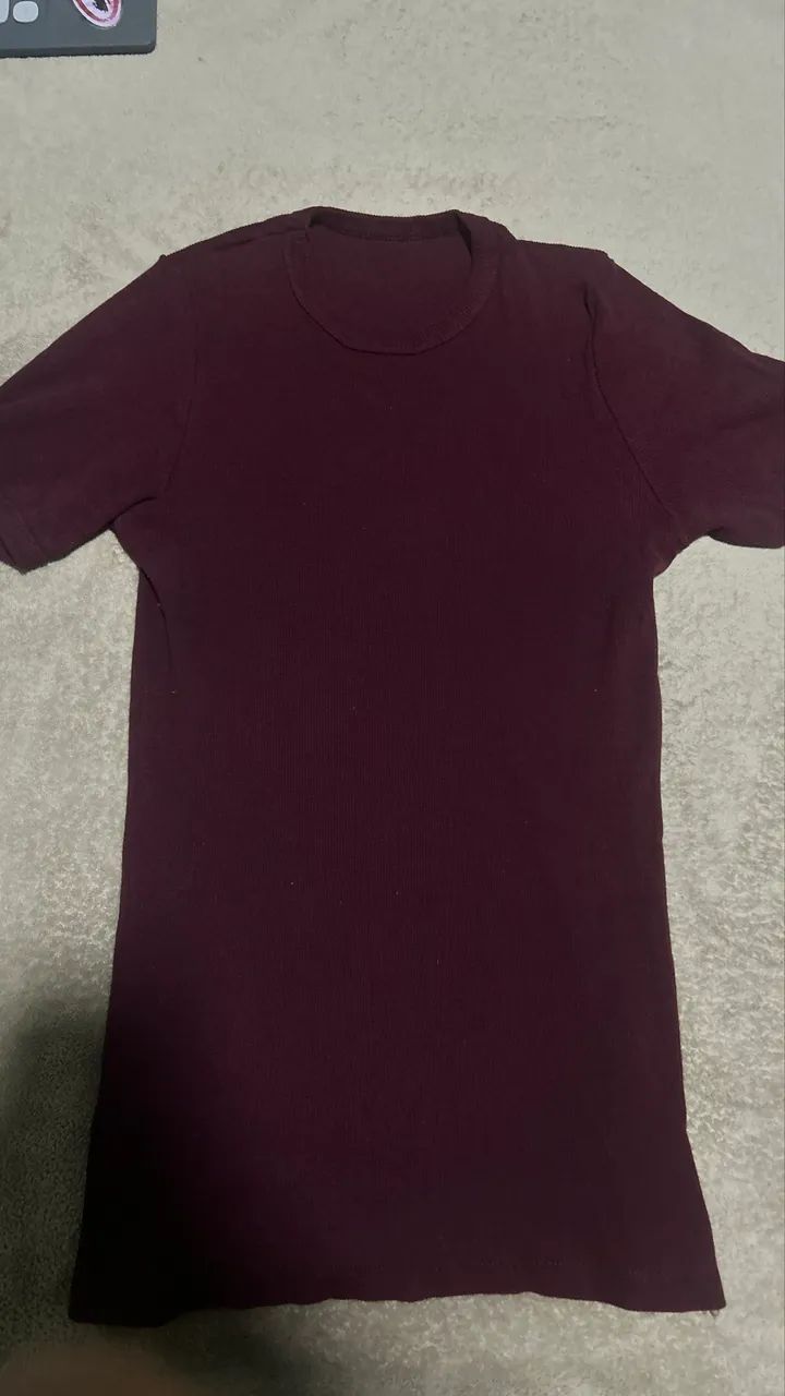 Camisa canelada vinho 