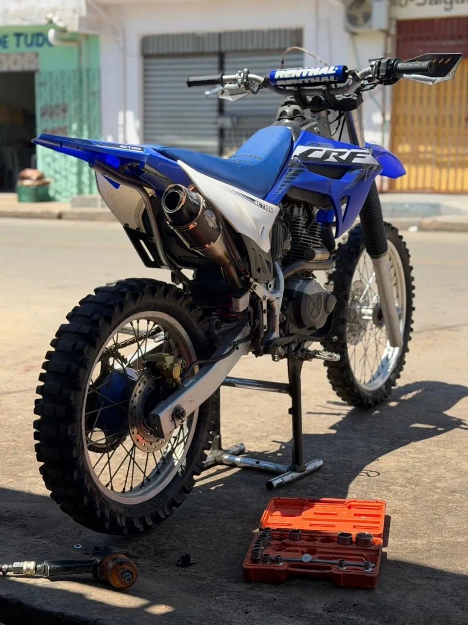 CRF 230f  - Foto 2