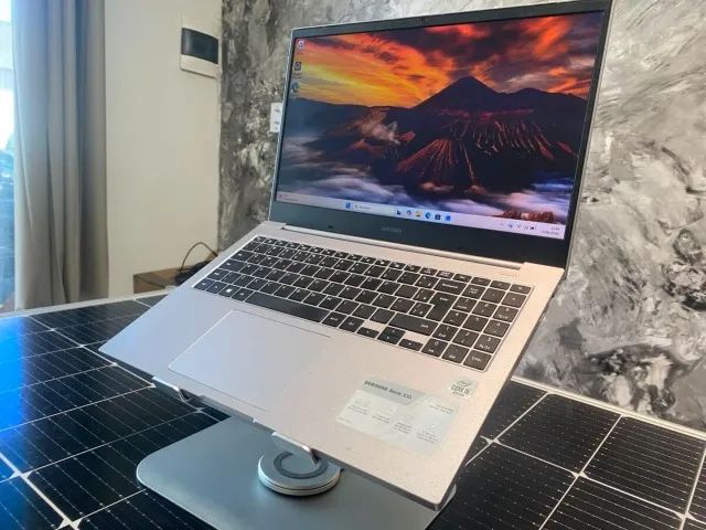 ?Notebook Samsung Book Processador: Intel®? Core? i5 - 10° Geração Memória: 8GB DDR4 SSD - Foto 2