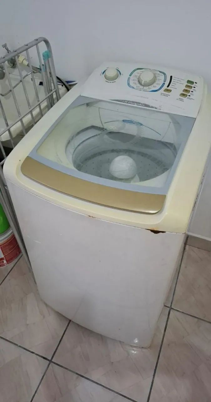 Maquina de lavar roupa 