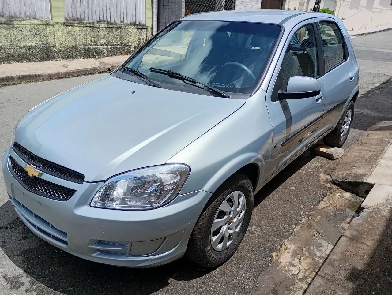 Chevrolet Celta SPIRIT/ LT 1.0 MPFI 8V FLEXP. 5P 2012