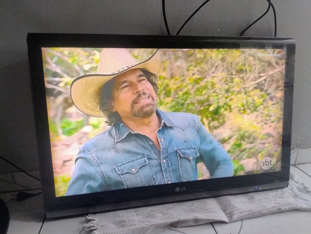 Tv LG 32 polegadas (Não é Smart) - Foto 2