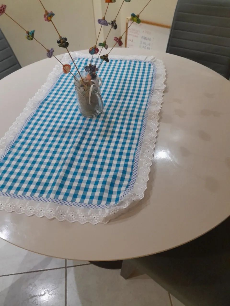 Mesa com 4 cadeiras  - Foto 3