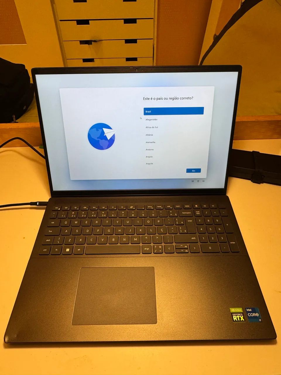 Notebook Dell Vostro 7620 16? com avaria estética. FUNCIONA 100%.
