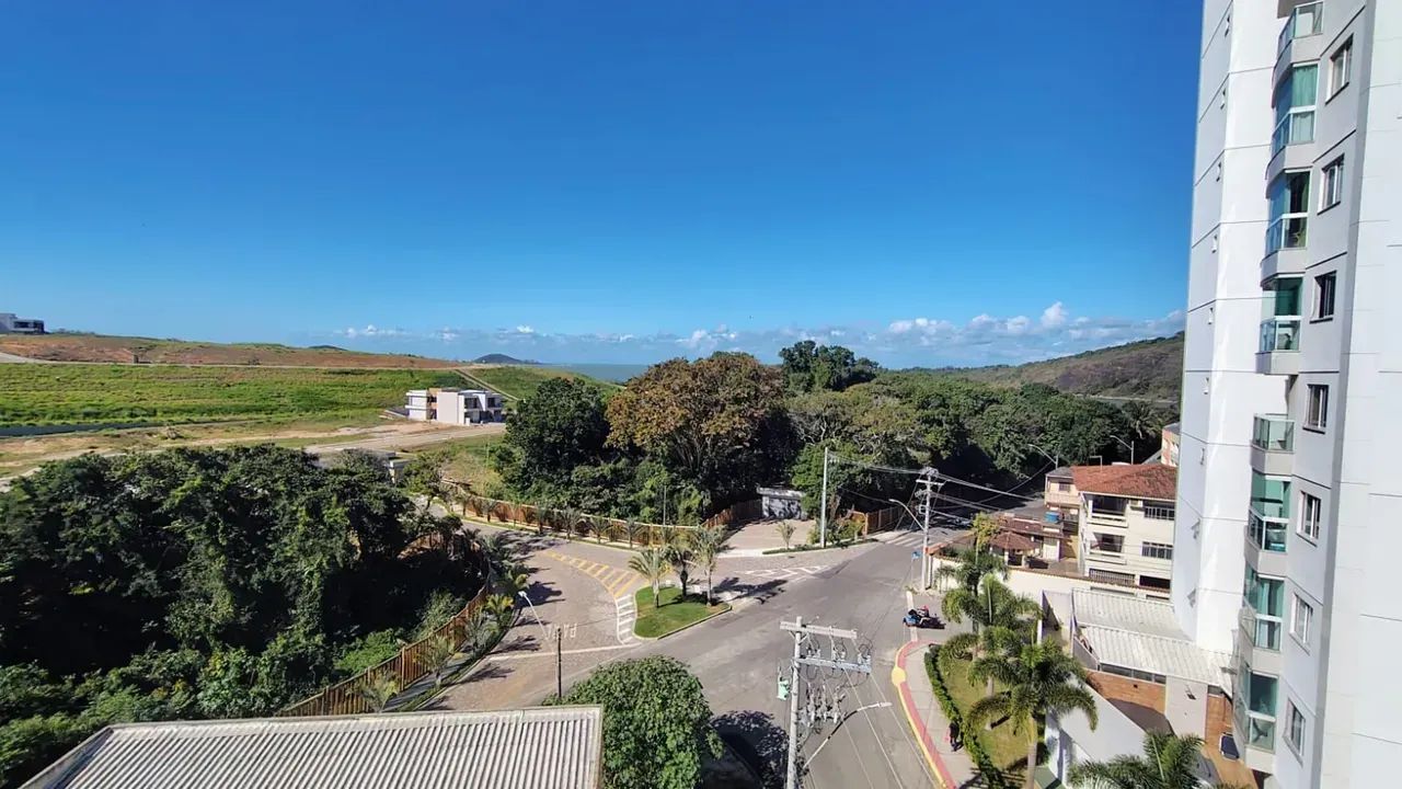 Apartamento de 78m², com 2 Quartos, sendo 1 Suíte, Mobiliado, com Garagem. Prédio com elev - Foto 3