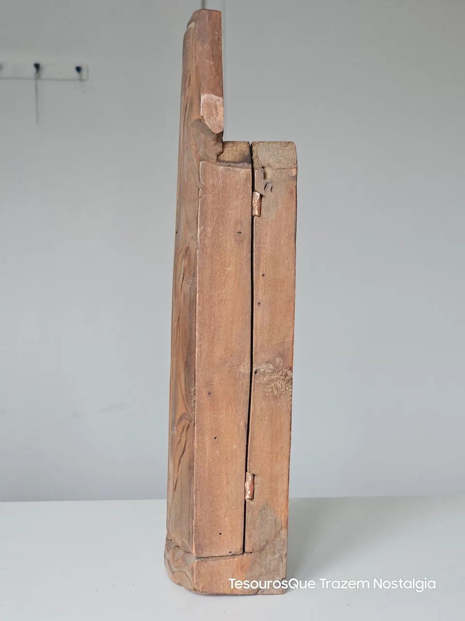 Arte Sacra - Oratório de Madeira Antigo 38cm - Foto 4