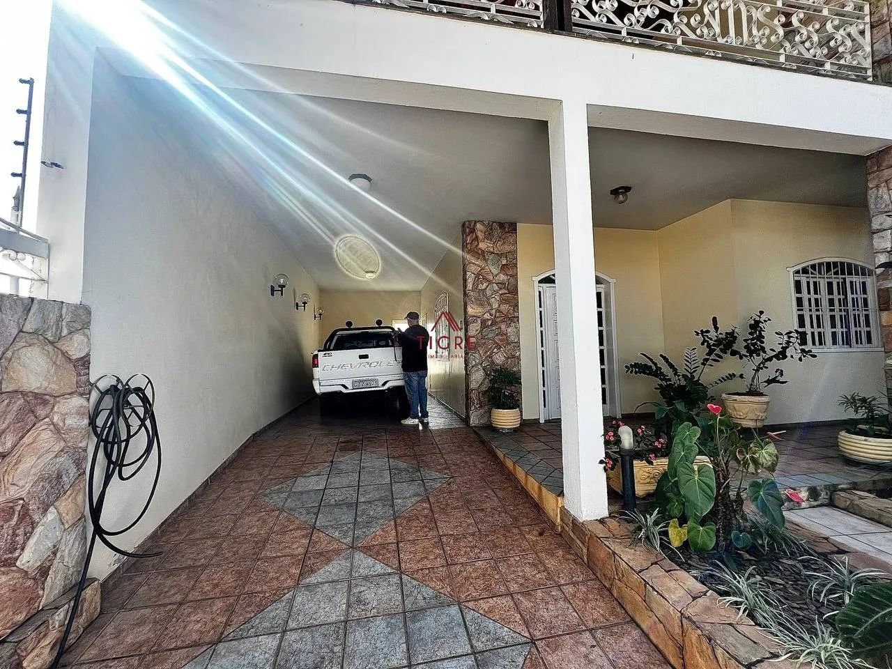 Casa com 6 quartos - 1 suíte para locação 400m² - Foto 3
