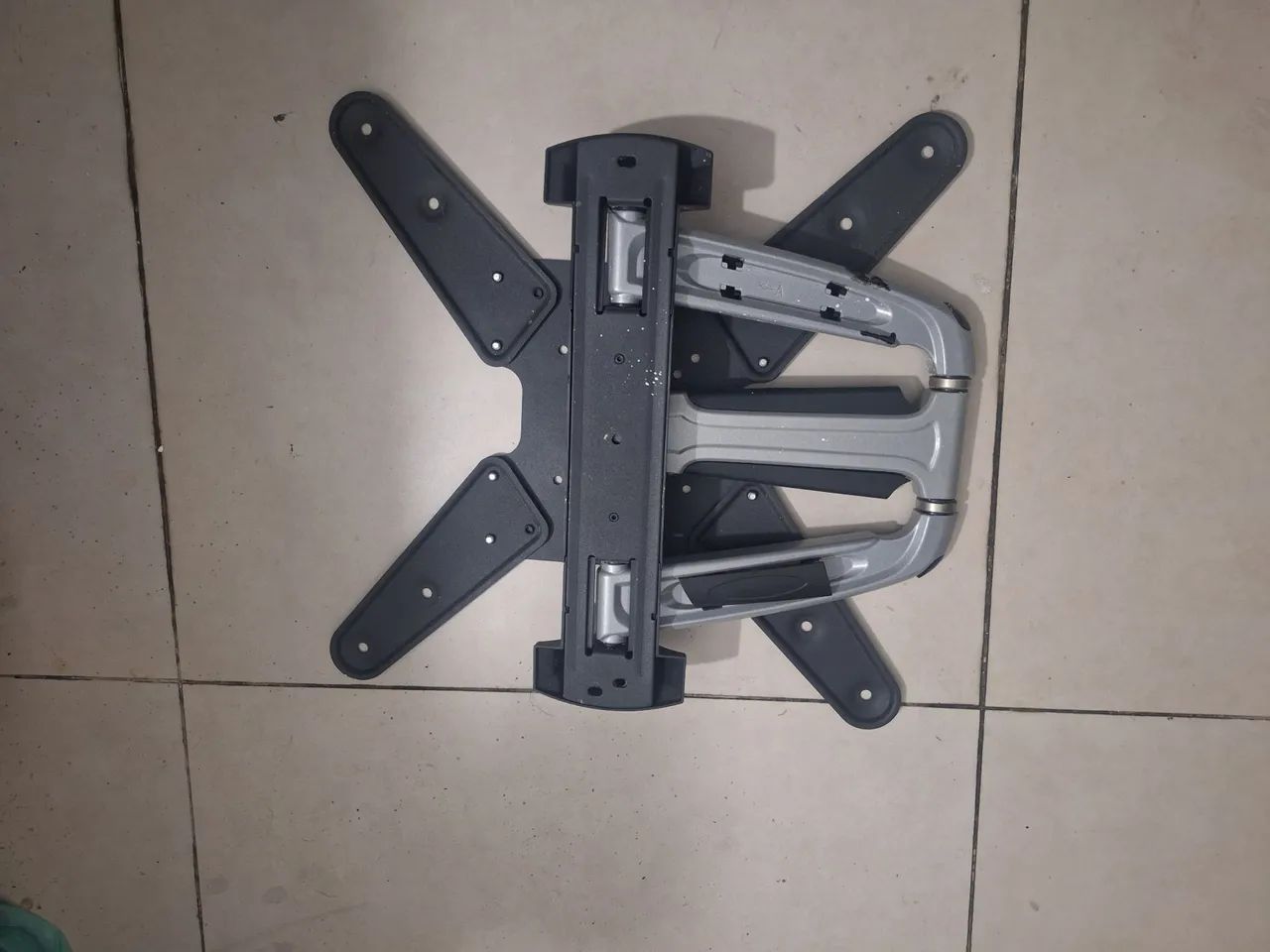 Suporte Articulado Televisão  - Foto 4