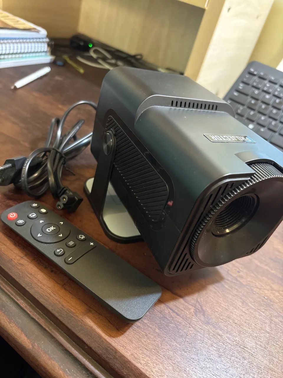 Projetor HY320