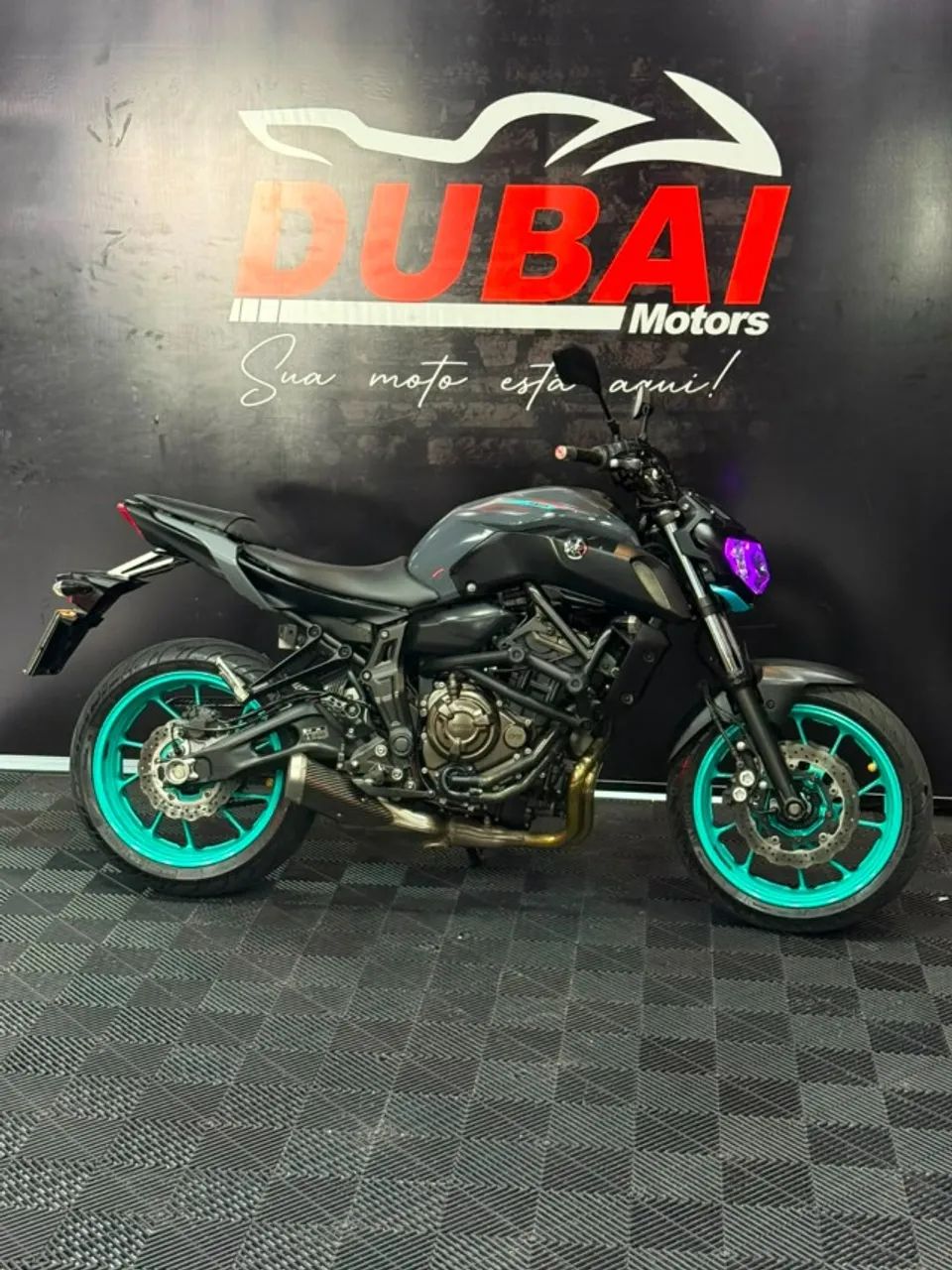 YAMAHA MT 07 2024  - Foto 5