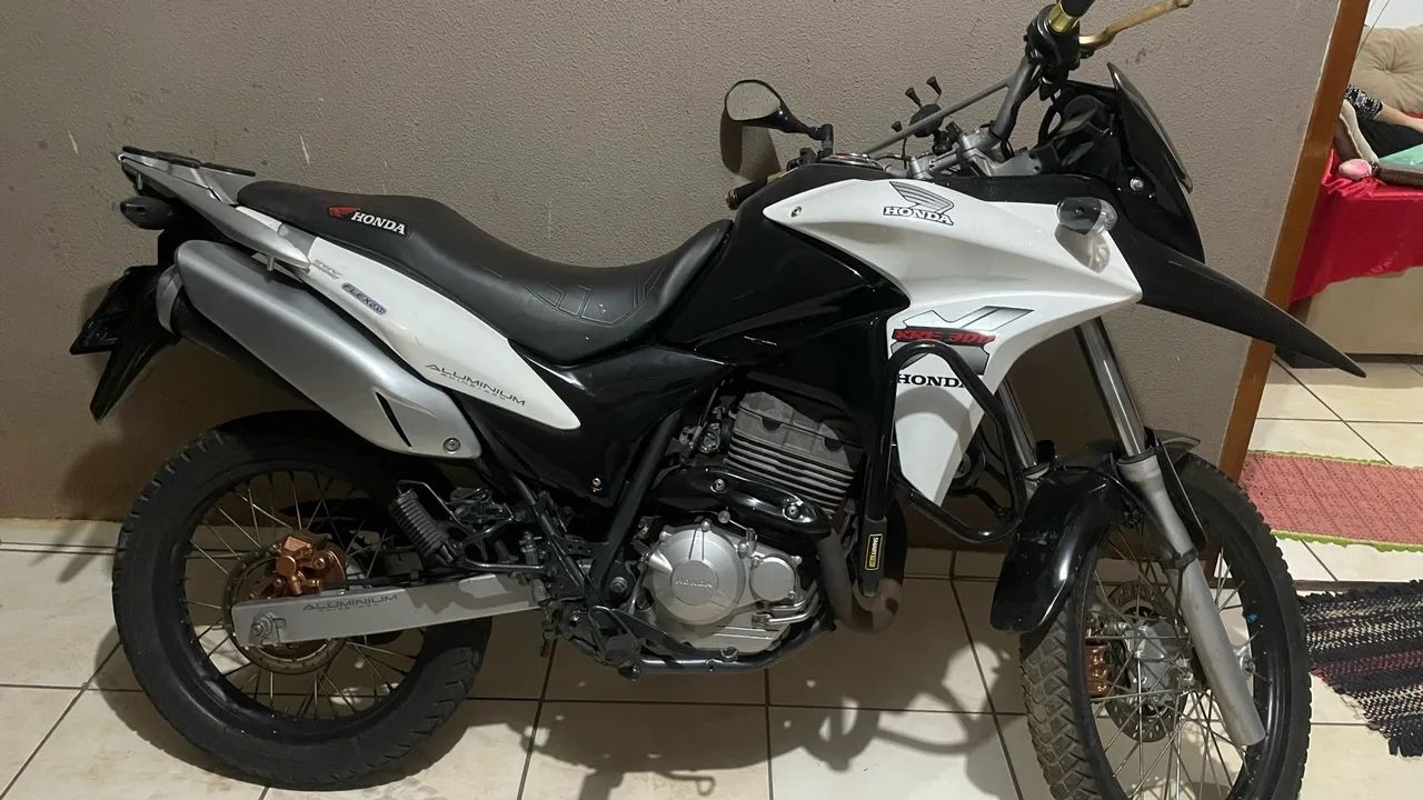 XRE 300  - Foto 3