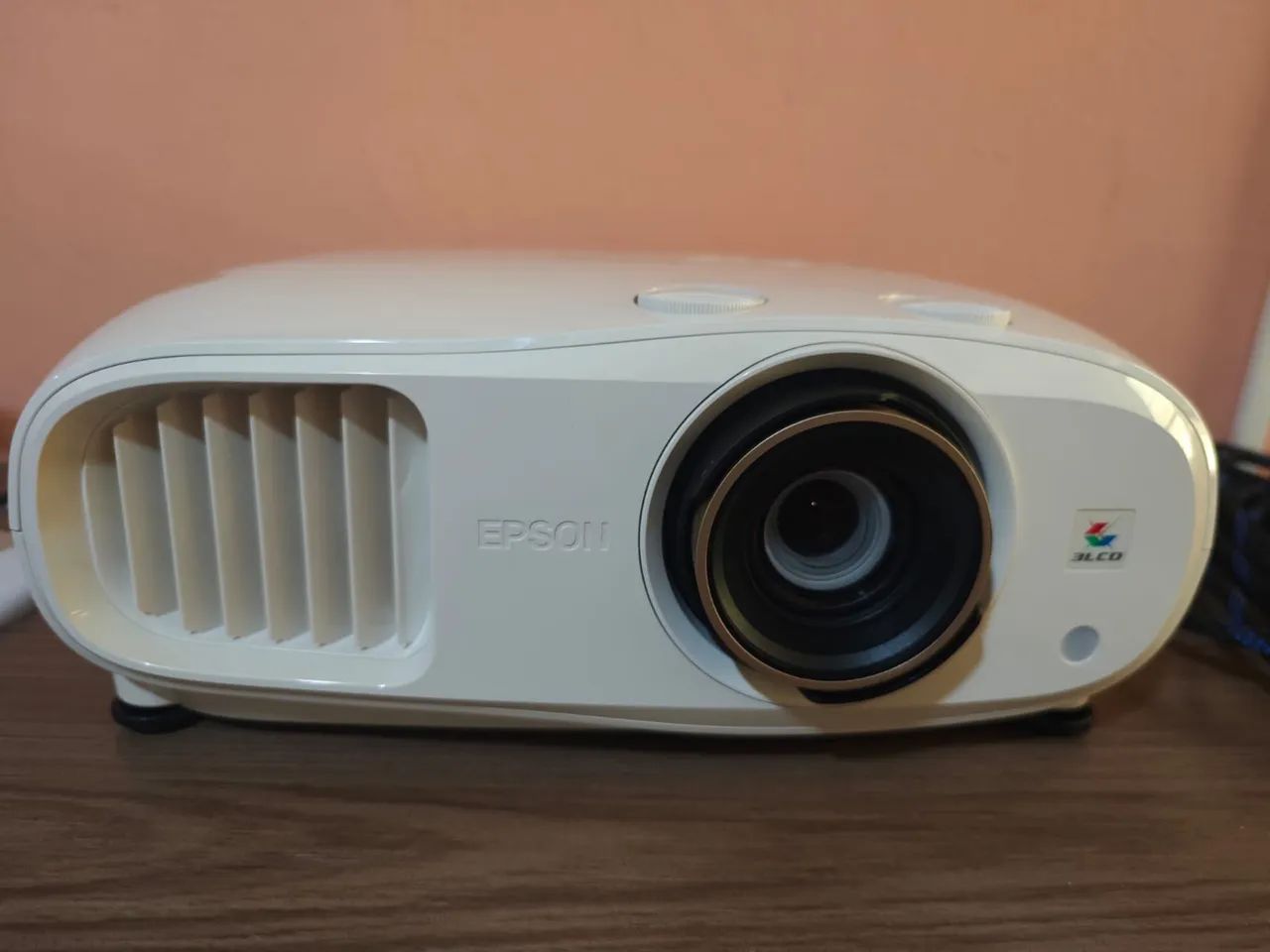 Projetor Epson Home Cinema 3800 4k Uhd 3000 Lúmens - Foto 2