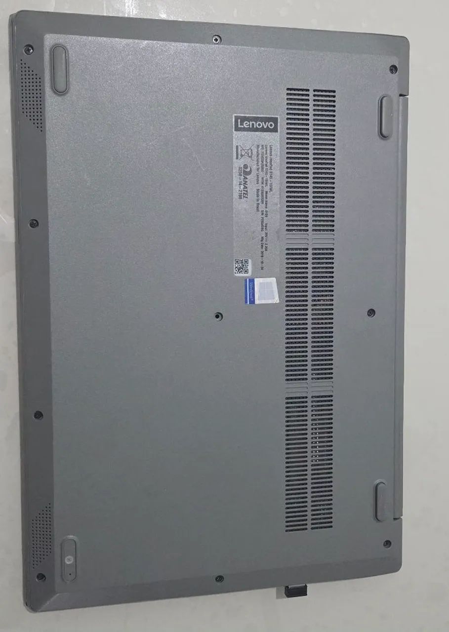 Lenovo Intel Core i5 - 8265U / HDD de 1 Terabyte / 12 GB DDR / WIN11  - Foto 4
