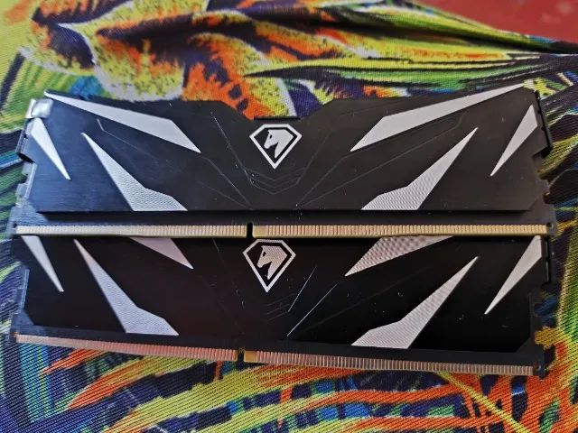 Memória ram dd4 2x8 para vender 