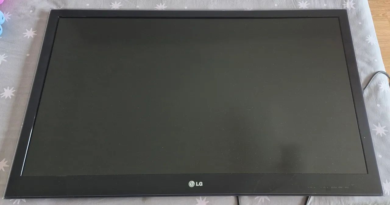 Vendo TV LG 42 polegadas 