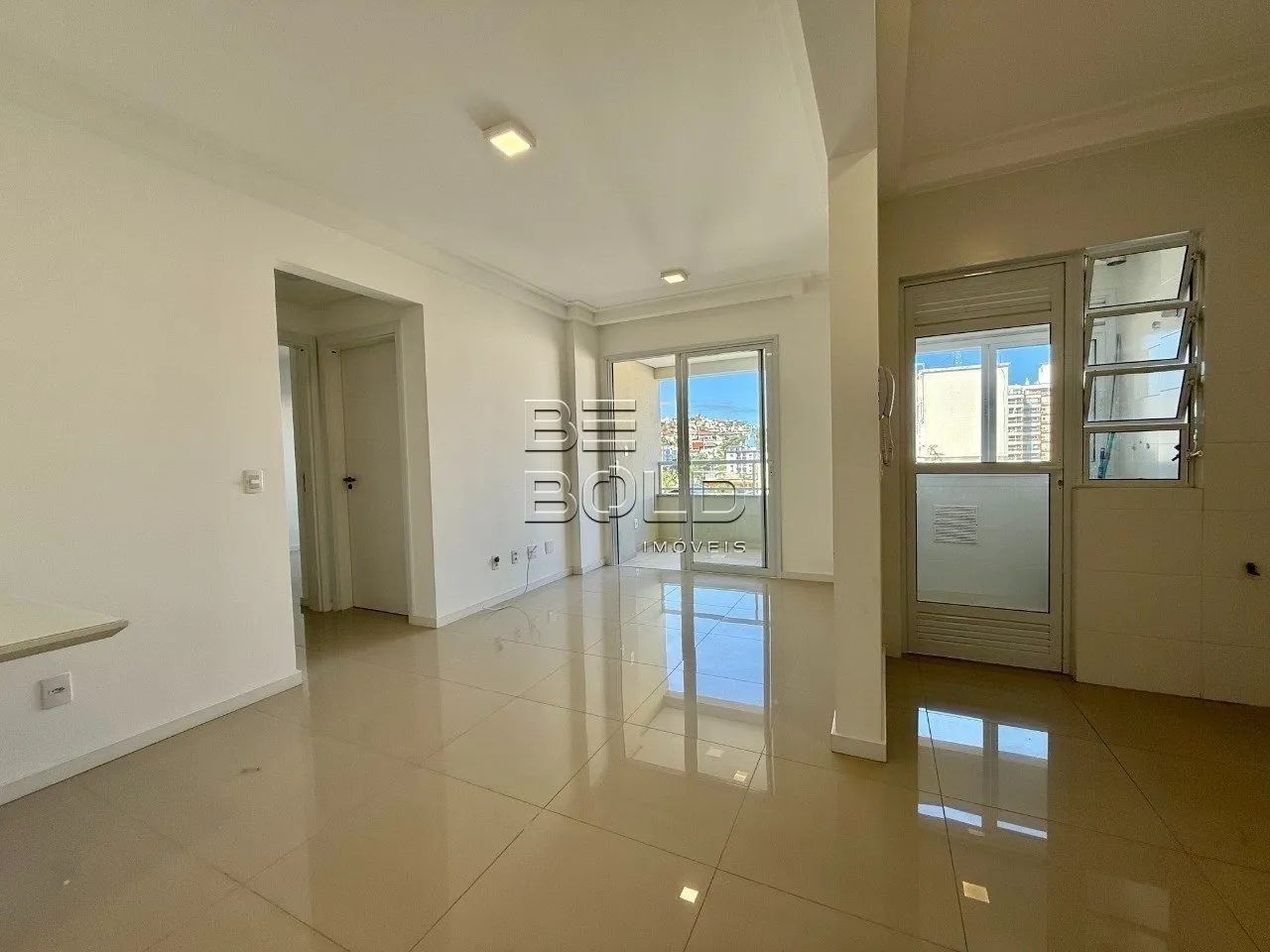 Apartamento 2 dormitórios com suíte - Foto 2