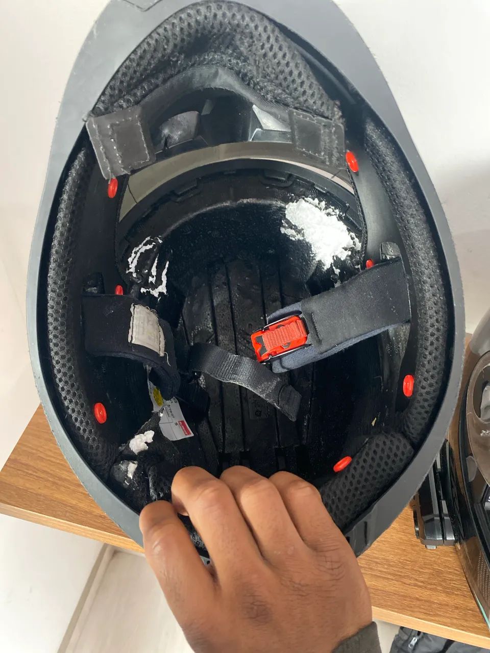 Vendo capacete ls2 com detalhe  - Foto 4