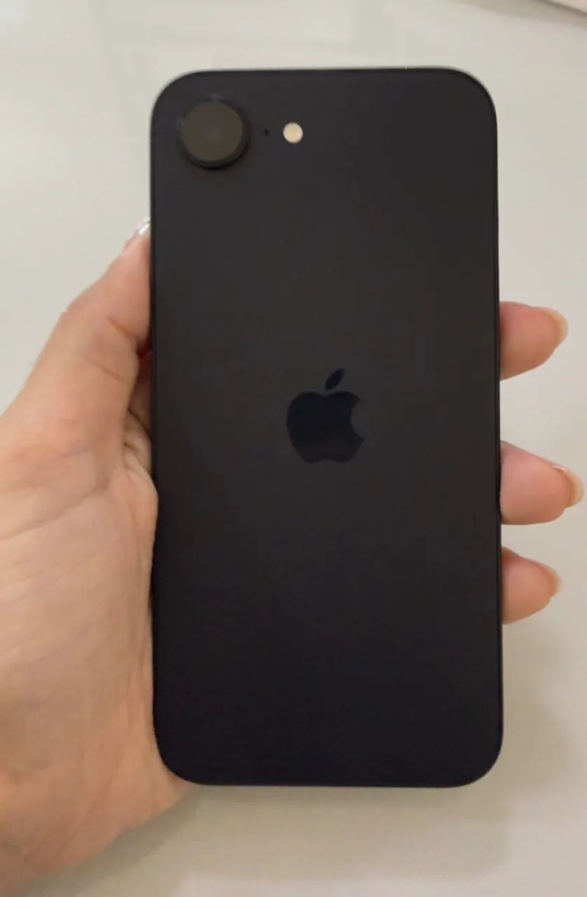 Iphone 16e - Foto 3