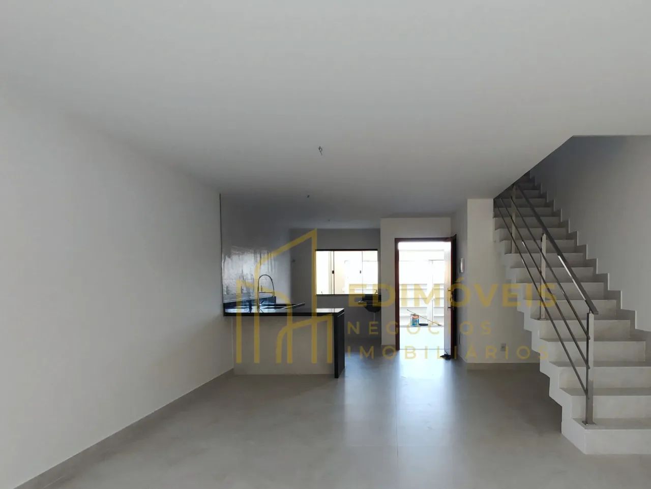 Casa com Projeto Moderno e Acabamento Premium em Planície da Serra - Foto 5