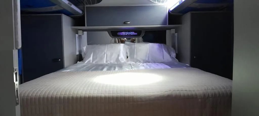 Ônibus DD 02 andares artista banda dupla - Foto 4