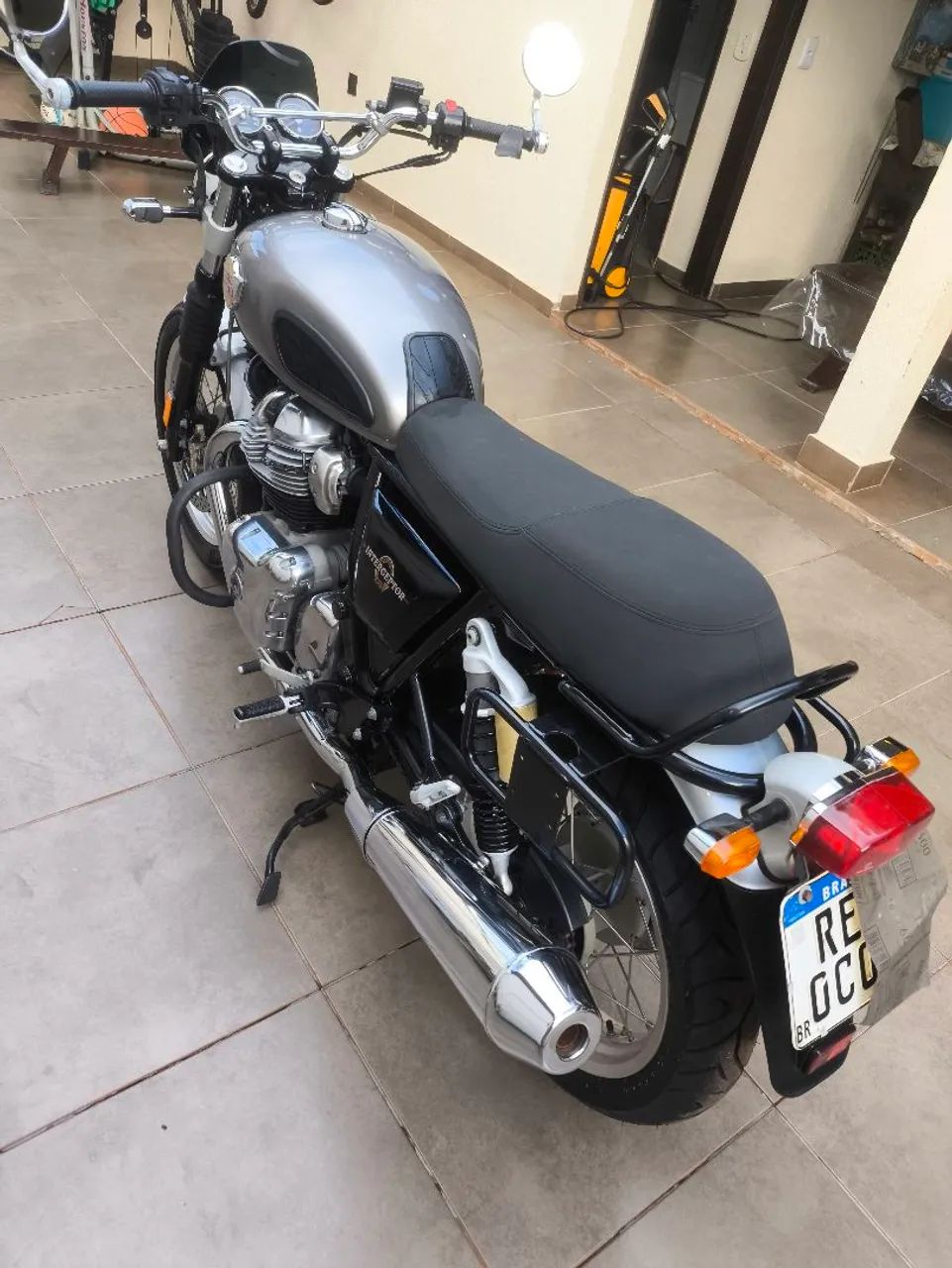 Interceptor 650 Royal enfield  - Foto 4