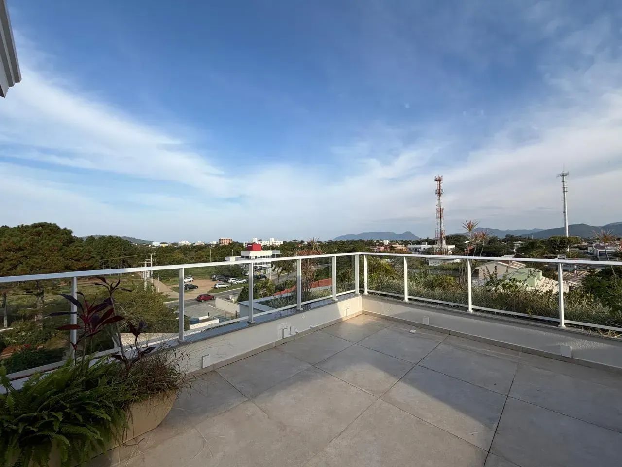 Cobertura Premium Sul da Ilha com 3 Quartos e 2 vagas