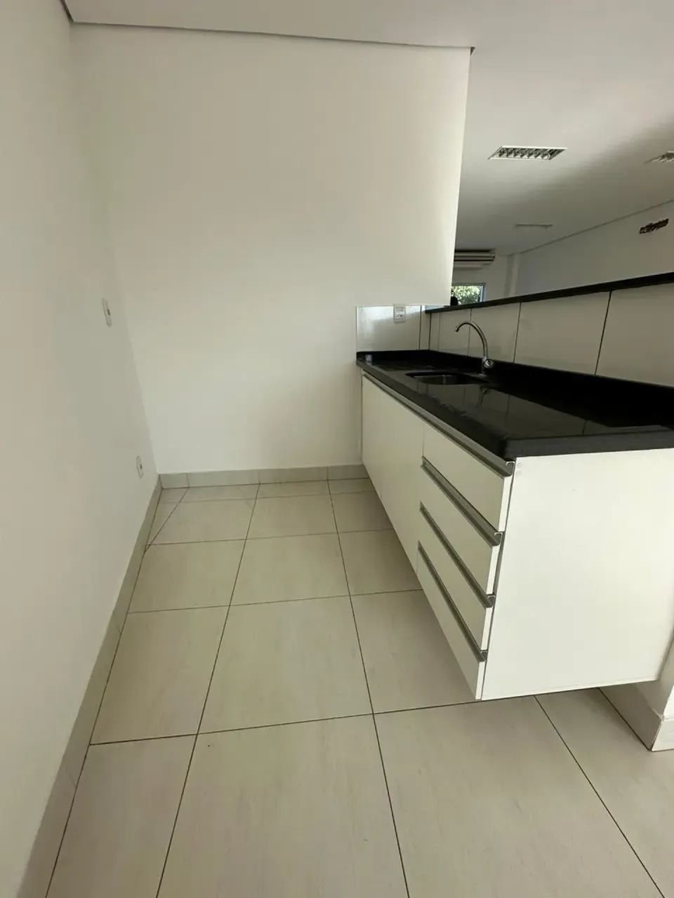 Imóvel para venda com 190 metros quadrados com 4 quartos em Quilombo - Cuiabá - MT - Foto 4