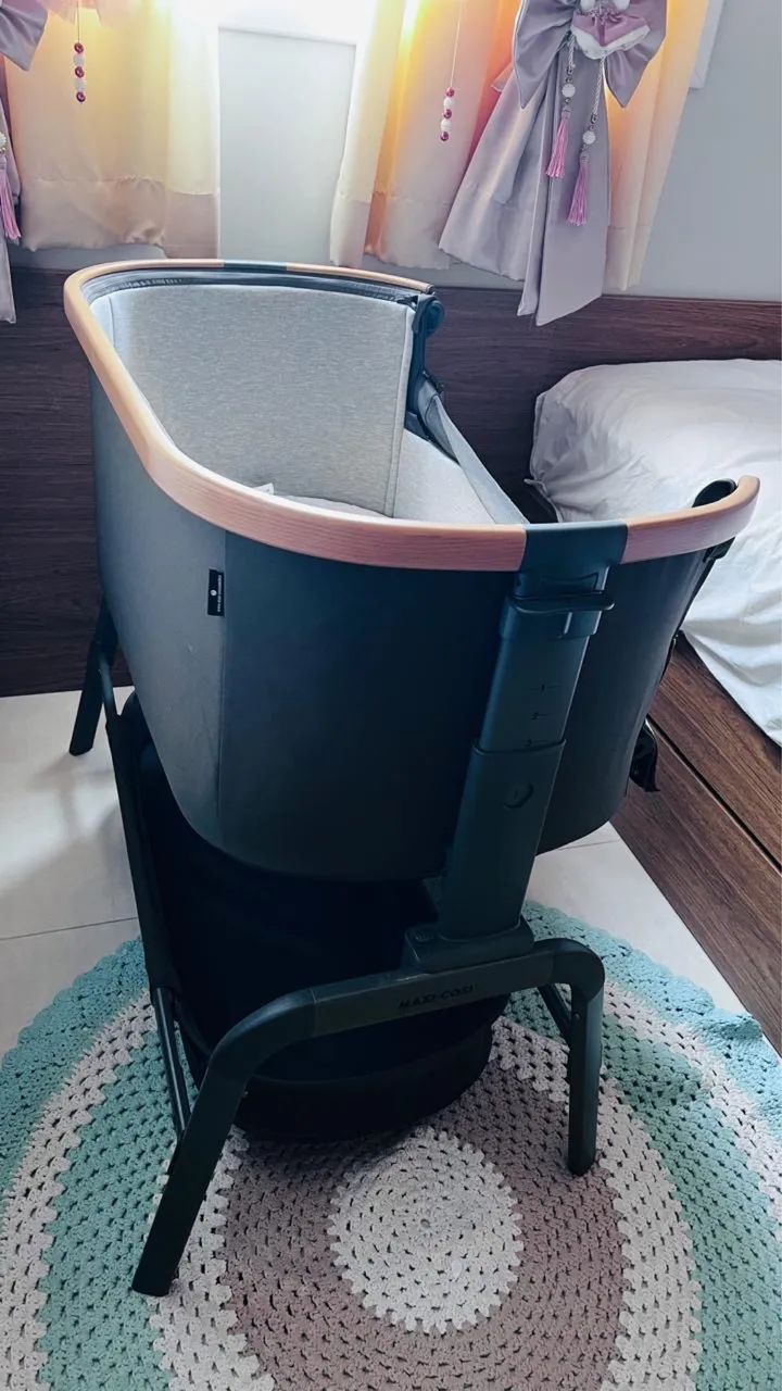 Berço portátil marca Maxi Cosi  - Foto 4