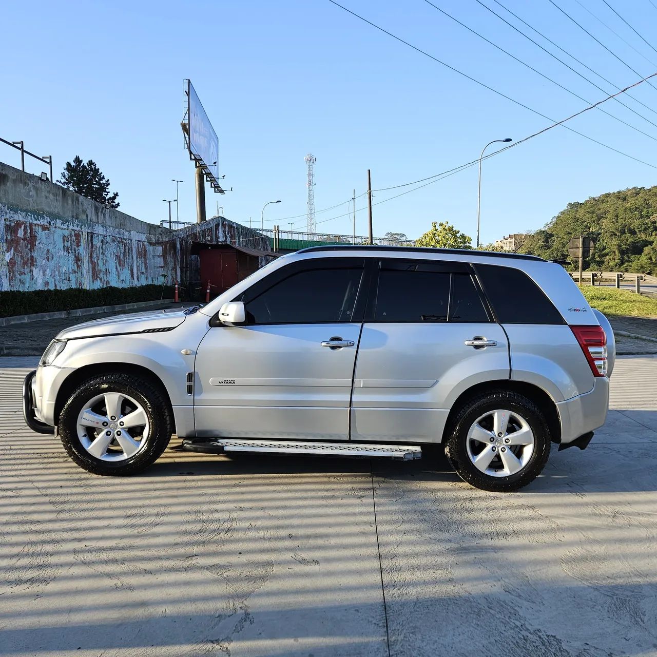 Suzuki Grand Vitara Grand Vitara 2.0 16V 4x2/4x4 5p Aut. 2012