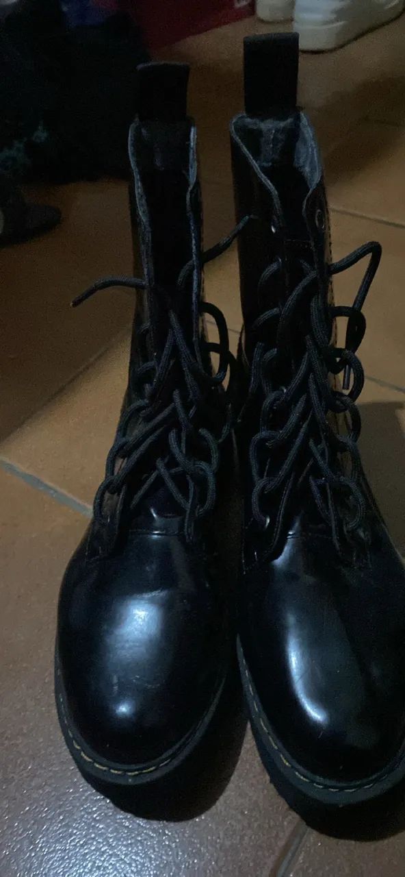 Coturno preto acetinado n 37