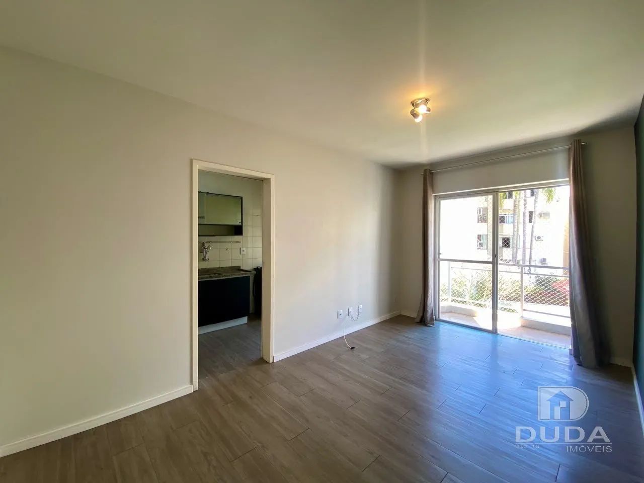 Apartamento semi mobiliado 2 quartos para locação - Foto 2