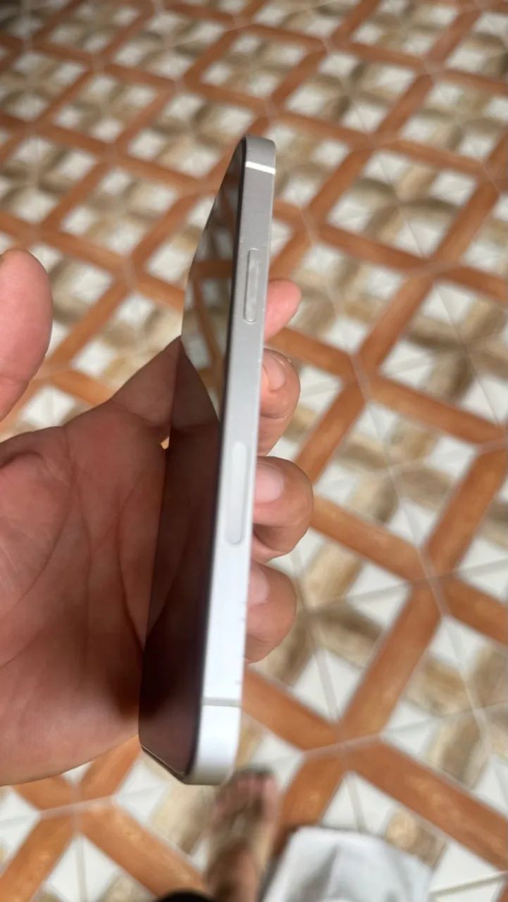iPhone 12 (5 meses de garantia na tela) - Foto 2