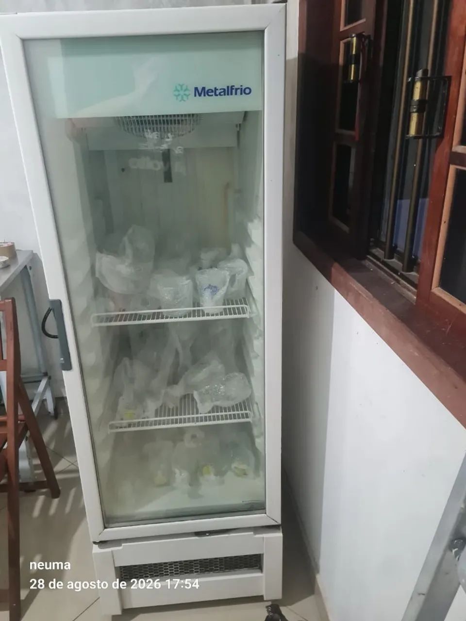Expositor de bebidas metalfrio 220 volts  - Foto 2