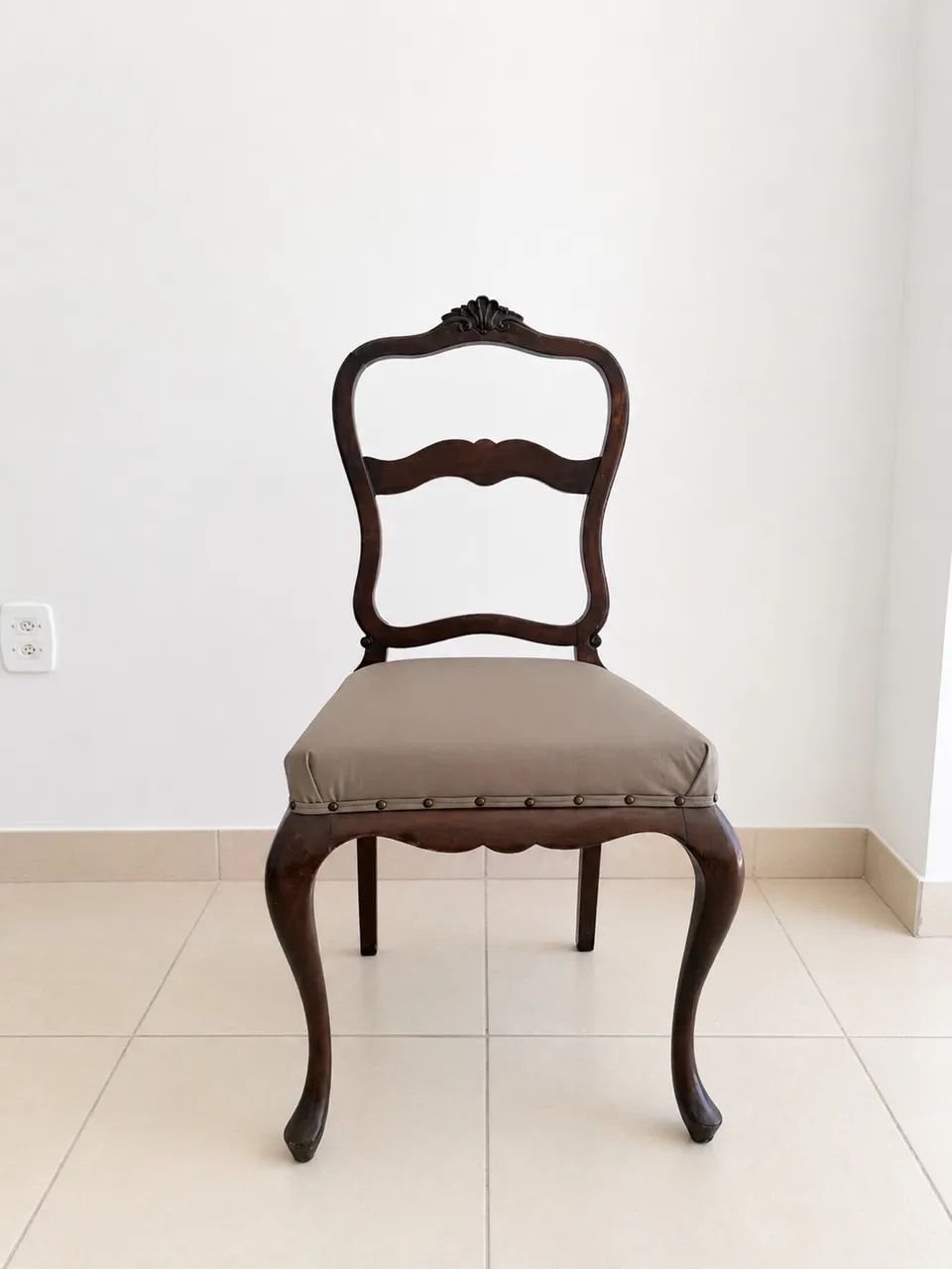 Cadeira antiga