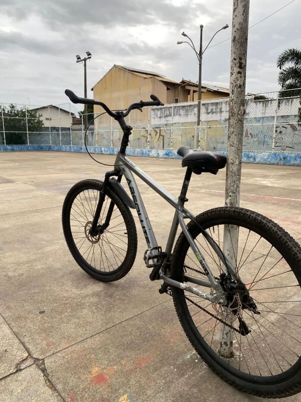 Aro 29 semi nova