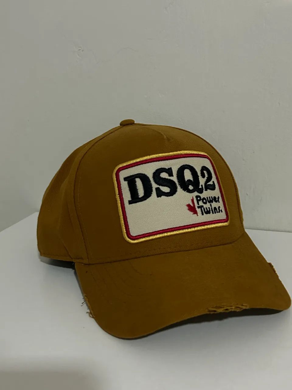 Boné Dsquared2 importado 
