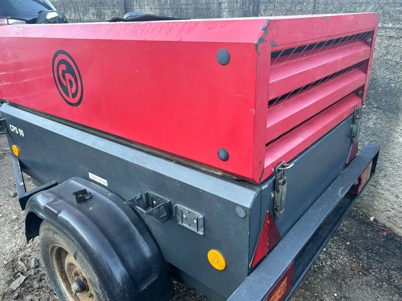 Compressor Chicago diesel Pneumatic CPS 90 90 PCM - Apenas 974 Horas - Foto 3
