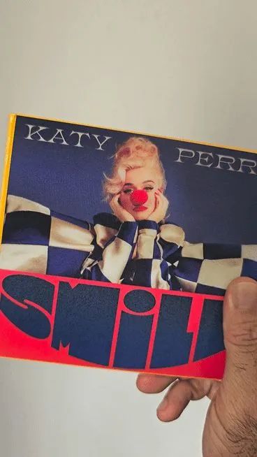 CD Katy Perry Smile Deluxe - Foto 4
